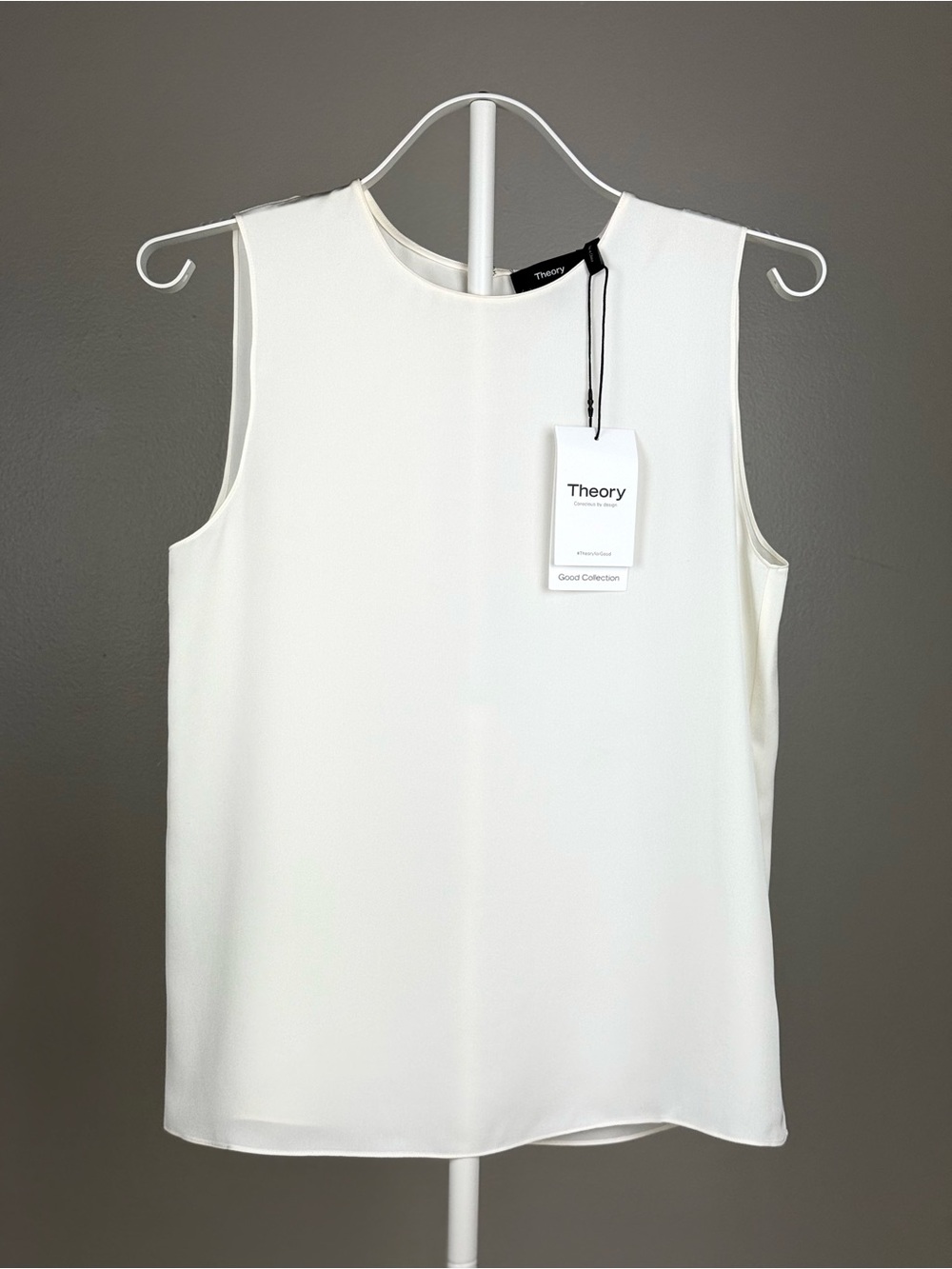 NWT Theory Ivory Silk Georgette Straight Shell Top S 🕊️